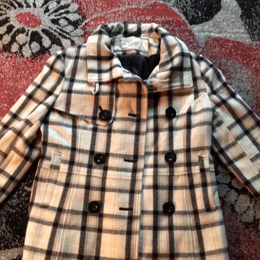 Pea coat. Jacket.